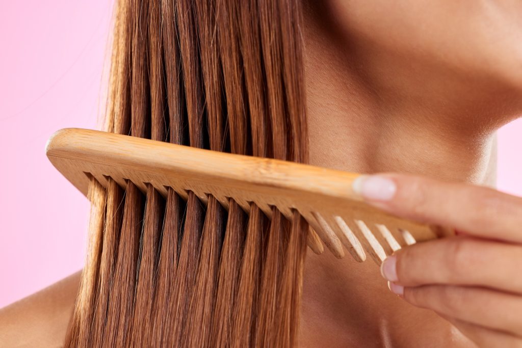 wide-tooth comb