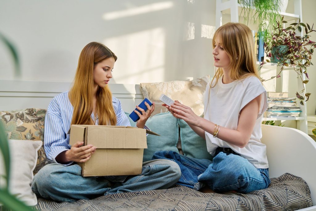 moving apps for your cosmetics bag